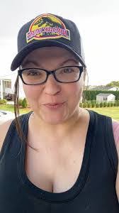 Erin Tighe's Instagram, Twitter & Facebook