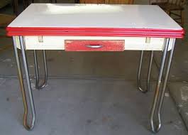 5 out of 5 stars. Fd 11 Enamel 1940s Table Retro Kitchen Tables Kitchen Tables For Sale Metal Kitchen Table