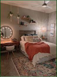 46 Beautiful Dream Bedroom With Minimalist Room Decoration In 2020 Teenage Girl Bedroom Decor Minimalist Room Room Ideas Bedroom