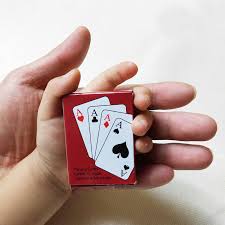 Tres cartas del mismo valor. Mini Cartas De Juego Creativas Para Ninos Cartas De Poker De Dibujos Animados Juego De Cartas Aliexpress