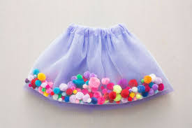 She works the night, by the water she's gone astray, so far away from her father's daughter she just wants a life for her baby all on her own, no one will come she's got to save him (daily struggle). 25 Diy Projects That Will Fill You With Joy Diy Tutu Baby Diy Nahen Furs Baby