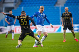 This is the match sheet of the pko ekstraklasa game between lech poznan and lechia gdansk on apr 20, 2021. Lech Lechia Tv Na Zywo Transmisja Gdzie Ogladac Lech Lechia Stream Online Live Lech Lechia W Tv Na Jakim Programie 12 07 2020 Super Express