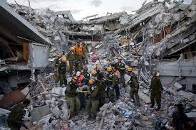 Jun 29, 2021 · tras un terremoto en kenia en 2016, cuatro personas fueron rescatadas bajo unos escombros después de seis días. A 11 Anos Del Terremoto Que Devasto A Haiti Prensa Latina