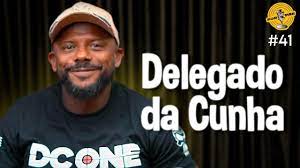 Li agora que se fumar maconha perto do da cunha ele é obrigado a dar voz de prisão por causa da prevaricação: Delegado Da Cunha Podpah 41 Youtube