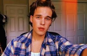 Mallika dua was born on july 17, 1989 in delhi, india. Mallika Dua Age Boyfriend Family Biography Height Affairs More