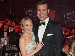 Follow kylie on instagram and twitter twitter.com/kylieminogue instagram.com/kylieminogue. Singer Kylie Minogue Gets Engaged English Movie News Times Of India