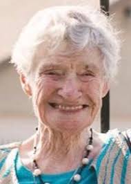 Canon Jennifer Macdonald Ladefoged