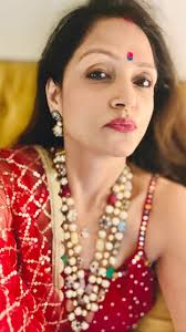 Okay so that's my son's favorite song these days, why to miss a chance to  stamp it 😍 . @shikhabhandarikothari 😁 . #instareels #reelitfeelit  #reelkarofeelkaro #song #teranasha #instadaily #dubai #hookah #lifestyle  #momstyle