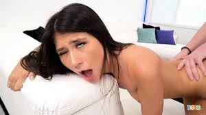 Charlotte Mae Is Ready To Play - EPORNER