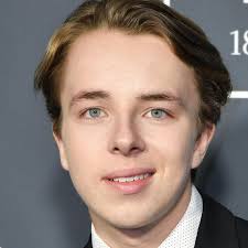 Watch Wildlife (2018) Full Movie Free Online