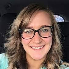 Anna Claypool's Instagram, Twitter & Facebook