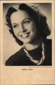 Austrian actress, born 3 august 1916 in vienna, austria, died 2 november 1970 in munich, germany. Ansichtskarte Postkarte Schauspielerin Hertha Feiler Akpool De