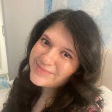 Leslie Burcham's Instagram, Twitter & Facebook