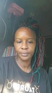 Jada Owusu's Instagram, Twitter & Facebook