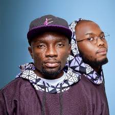 Buttons ⏩▶️⏪🔂 🎶 (@kikimilitsis)