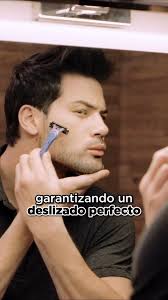 Deja de lastimar tu piel a la hora de afeitarte 😎 Te garantizamos un  deslizado perfecto, una afeitada precisa y sin irritaciones 🤜🏼🤛🏼 🔝, .,  ., #thebarberia #barbero #geldeafeitar #afeitado ...