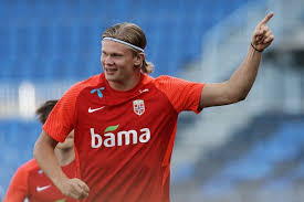 Erling haaland, latest news & rumours, player profile, detailed statistics, career details and transfer information for the bv borussia 09 dortmund player, powered by goal.com. Chelsea Receive Haaland Boost Dealt Hakimi Blow And Gilmour Wanted For Loans Qlur