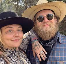 All About Rob Schneider's Daughter Elle King