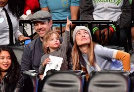 I due si separano nel novembre 2020. Olivia Wilde And Jason Sudeikis Make A Radiant Post Baby Debut After Welcoming Daughter Daisy Instyle