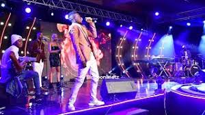 Mwanamke avuliwa nguo kitengela kwa madai kuwa alikua amevaa vibaya. Bingo Online Tz Kenya Vlip Lv