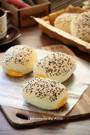 黑白芝麻芝士包 food hamburger bun bun