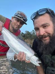 Got another one for my collection 8” trout sneaky Pete. Just swapped with  4x owner hooks 😊