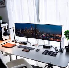 Pin By Madmelon On Office Setups Home Office Setup Home Office Design Room Setup