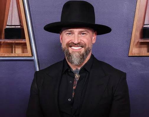 Zac Brown performed the national anthem at the White House for UFC Freedom 250 despite backlash from other artists. bit.ly/3SdjhBS 📸 Kylie Cooper, REUTERS