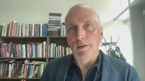 Forsvarets bygge- og anlægsprojekter: Kommunalforsker ser ikke nogen vej  udenom krigsloven, der har et bredt flertal