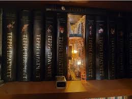 Small Alley In Bookshelf Booknooks In 2020 Book Nooks Bookshelf Art Magical Book