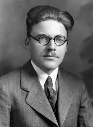 Frank Ayres's Instagram, Twitter & Facebook