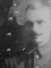 Vincent Dexter's Instagram, Twitter & Facebook