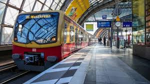 Look at sister game train sim 21 forums there is going to be s25 heart of berlin posts. Vier S Bahn Linien In Berlin Ab Freitagabend Unterbrochen Rbb24