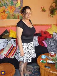 Chubby European MILF Aisha shows off saggy juggs and spreads her mature  twat - Pichunter