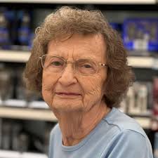 Dorothy Jones (-2024)