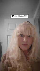 Maren Morris WHAT are you doing????? ...Meow! STOP! #marenmorris #country  #countrymusic #fypage #momsoftiktok #mom #concerts #wardrobe #friends  #tiktok #tiktokindia #kitty #foryou #foryoupage❤️❤️ ...