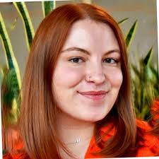 I am so happy to share that after having a wonderful internship experience  with Accenture this past summer, I have decided to return to this amazing  company full-time! I recently accepted a