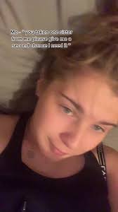 lay (@layla.moody.days)