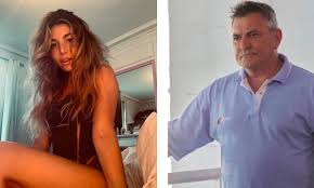 Ils sont les parents de jumeaux, jules et bella. Jean Marie Bigard Post Une Photo Tres Osee De Sa Femme Lola Marois Sur Son Lit