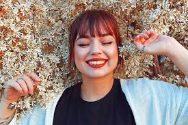 People might argue against blonde hair on black women but everyone knows burgundy hair and african american women go well together. Burgundy Color Ideas For Filipinas All Things Hair Ph