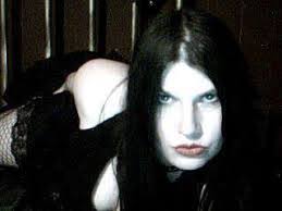 April Gearhart's Instagram, Twitter & Facebook