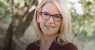 Beth Opperman's Instagram, Twitter & Facebook