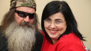 Duck Dynasty" mom and son to open bakery