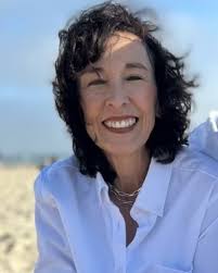 A warm welcome to one of our new Lions 🦁… Mrs. Sam Waterman!!!! Hello to  the Solis Park Community! My name is Sam Waterman. I am thrilled to join  the Solis Park