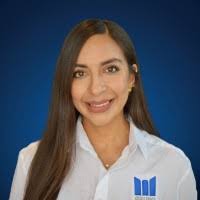 20+ perfiles de «Kuess»