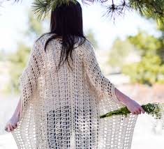 #15 cable front capelet pattern by sarah hatton. Casablanca Summer Poncho Crochet Pattern Mama In A Stitch