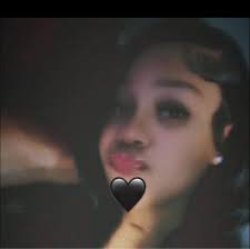 Niya Arielle (@niya.arielle.2025) • Facebook