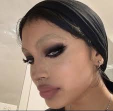 trinity lynch (trezzdl)