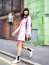 Smart and chic women's chelsea boots in suede & leather make for a luxurious finishing touch to your attire this season. I Bought Into This Shoe Trend Years Ago And It S Still Right For Now Trending Shoes White Shoes Trend Ladies Tops Fashion