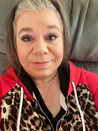 Eyes are of a bit but I'm trying❤️only started a week ago